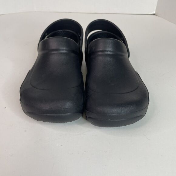 Crocs Classic Clog Sandle Mens 10 Womens 12, All Black, Strap, Unvented - Picture 3 of 9